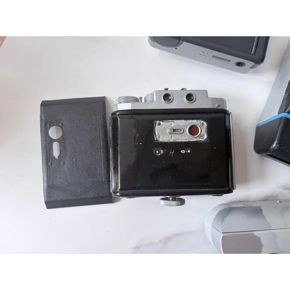 Vintage Camera Lot of 4 | Kodak EK6 Polaroid Petri Bell Howell | Untested